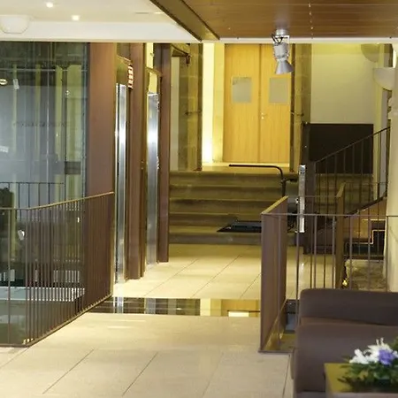 Otel San Francisco Monumento 4*